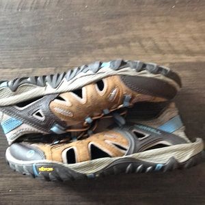 Shoes, Merrill size 9. Women’s